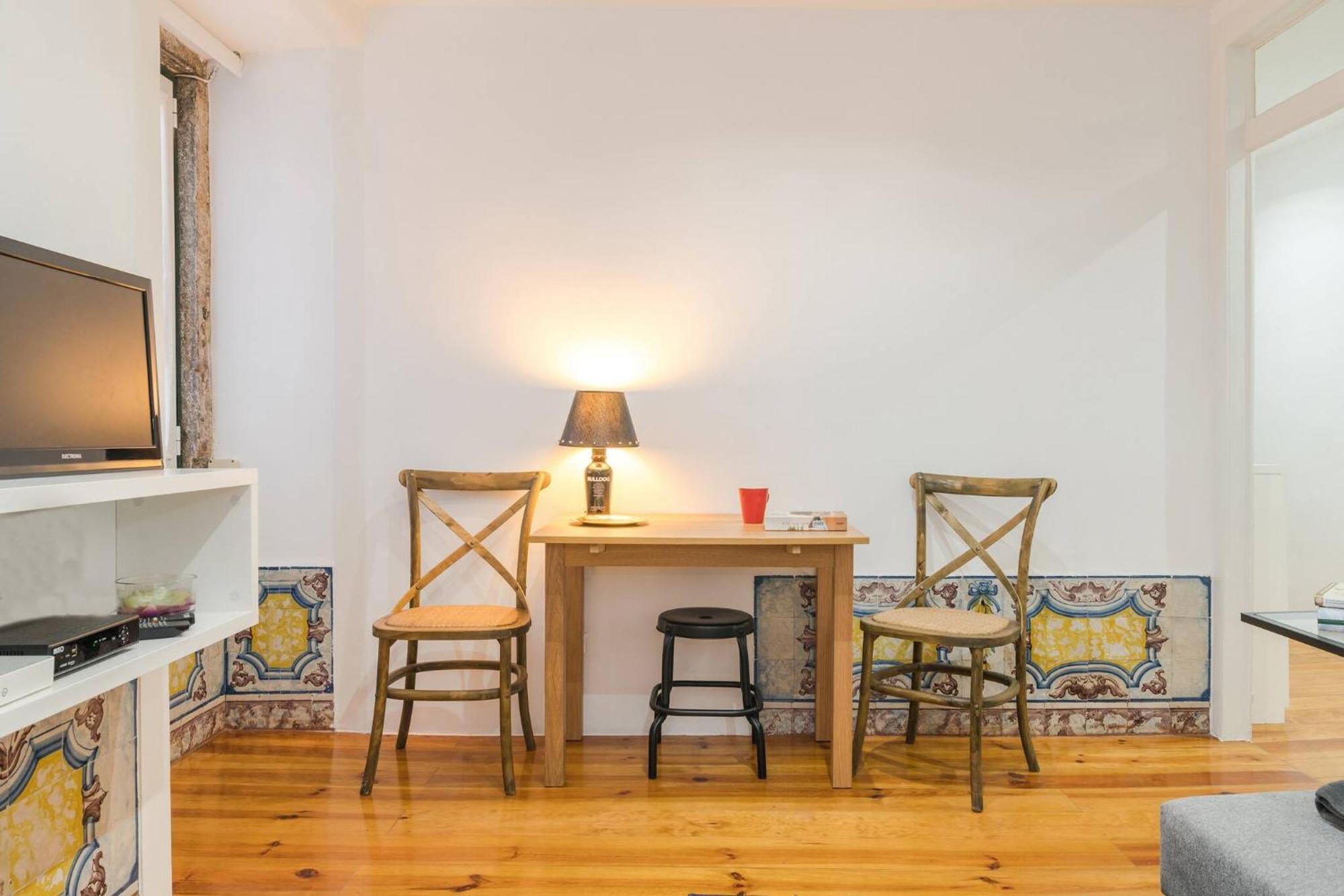 Apartment Downtown Tiles *