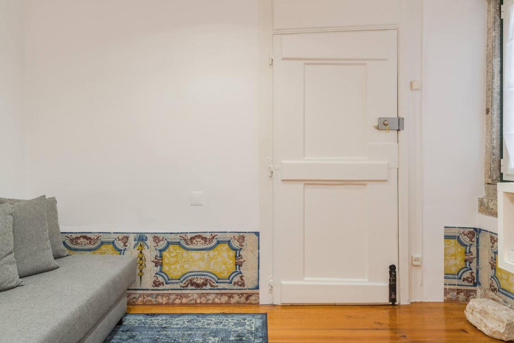 Downtown Tiles Apartment